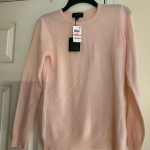Women’s never worn cashmere seater